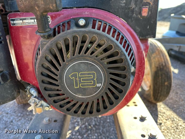 image for item NQ9535 Water pump