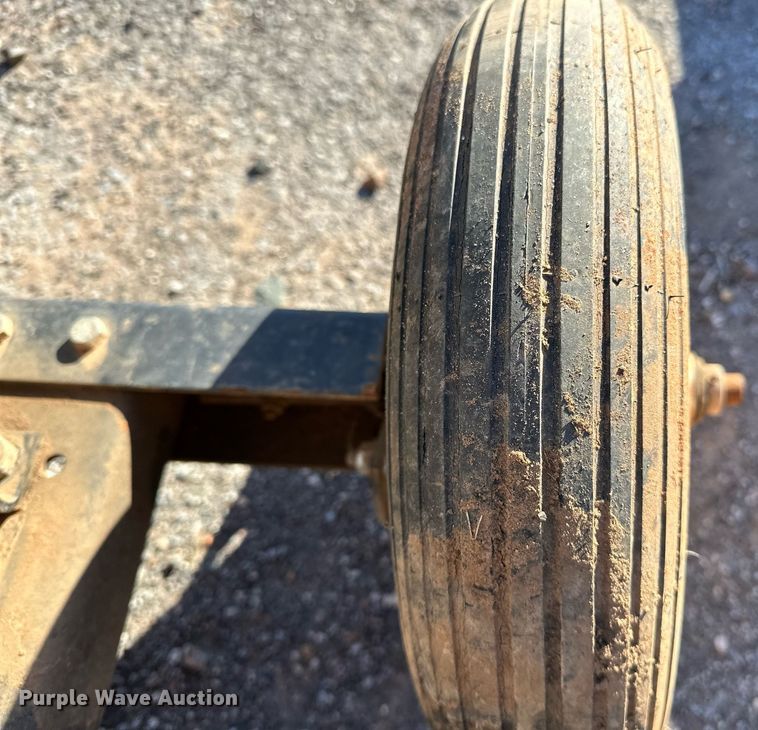 image for item NQ9535 Water pump