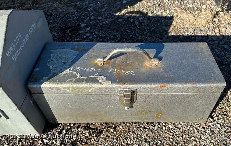 image for item NQ9537 (5) toolboxes