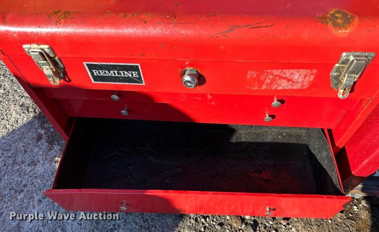 image for item NQ9537 (5) toolboxes