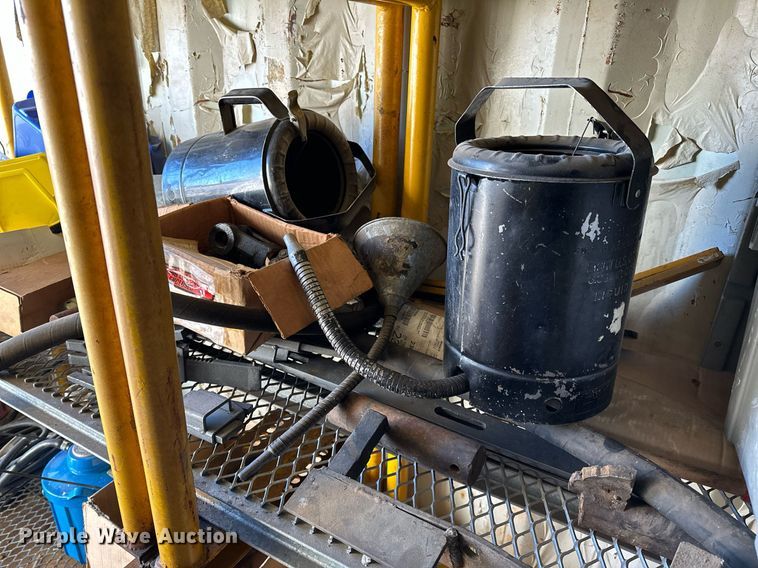 image for item NQ9538 Tools