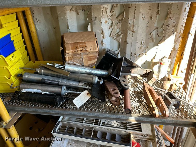 image for item NQ9538 Tools