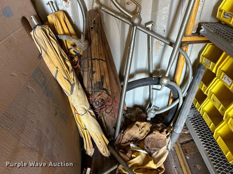 image for item NQ9538 Tools