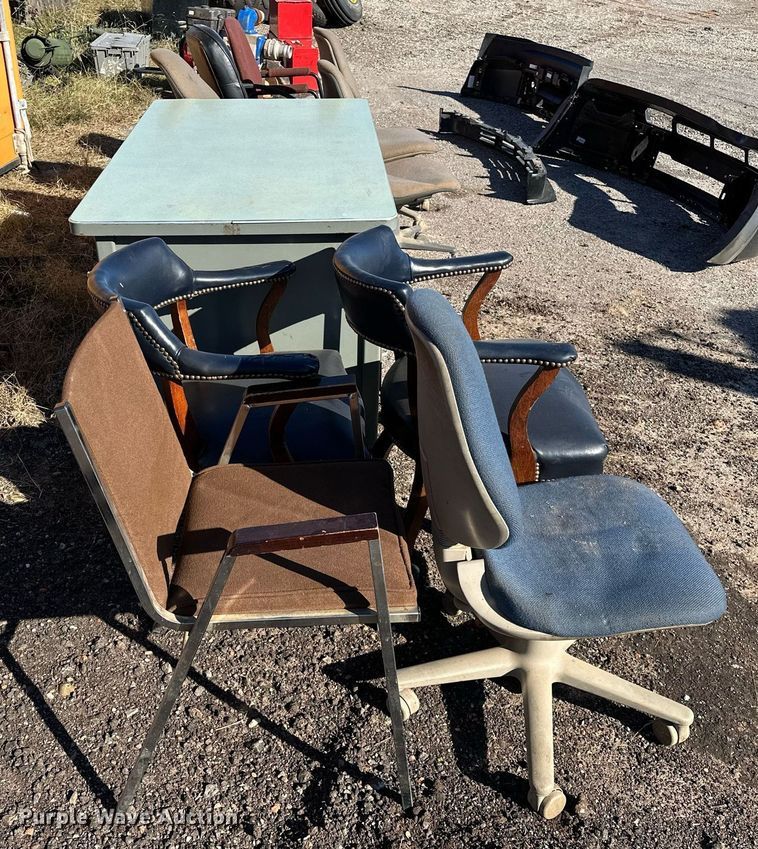 image for item NQ9539 Furniture