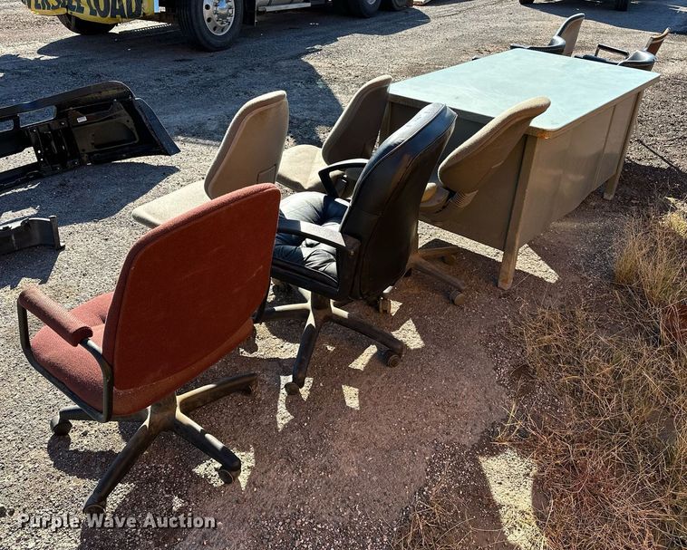 image for item NQ9539 Furniture