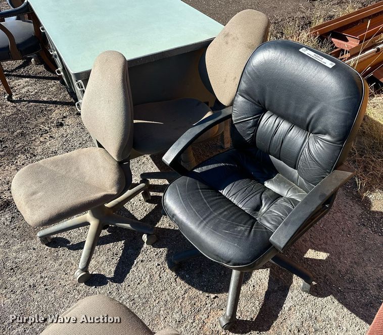 image for item NQ9539 Furniture