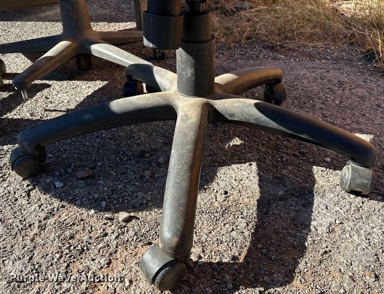 image for item NQ9539 Furniture