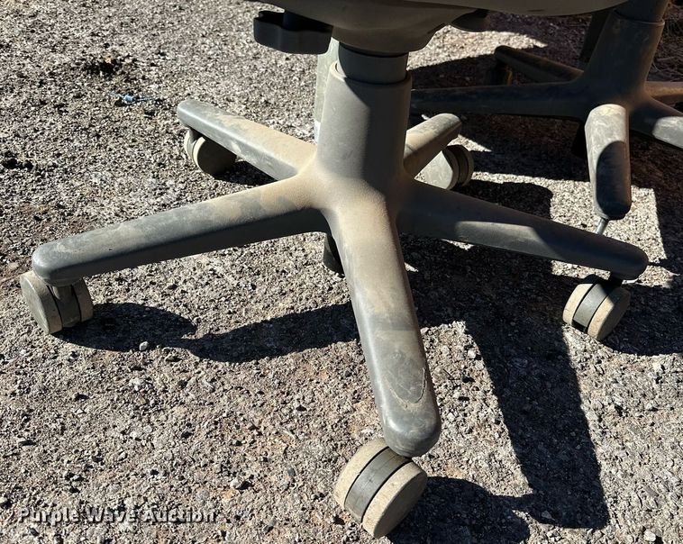 image for item NQ9539 Furniture