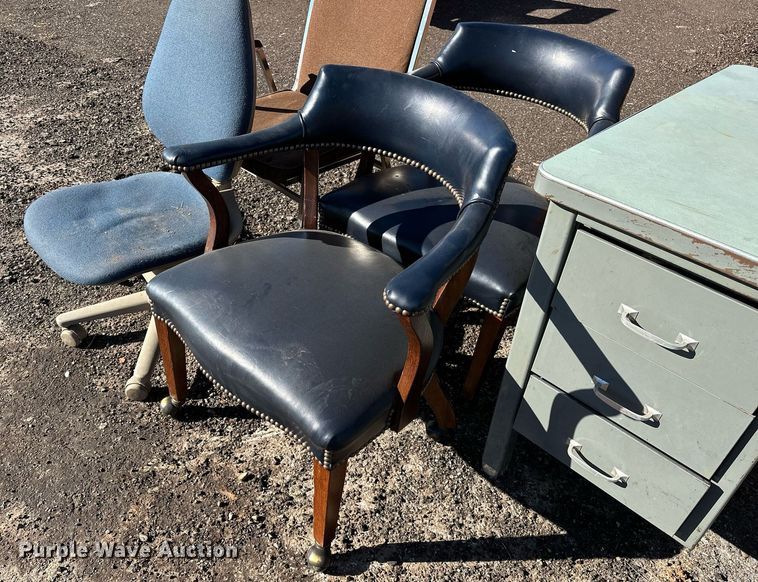 image for item NQ9539 Furniture