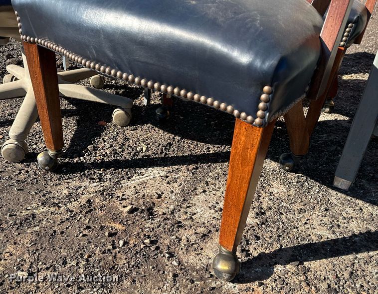 image for item NQ9539 Furniture