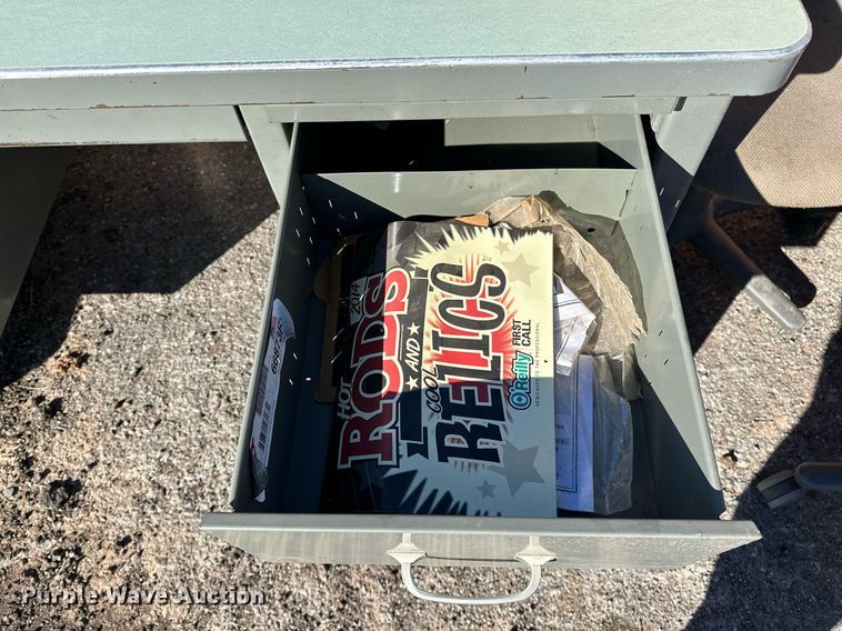 image for item NQ9539 Furniture