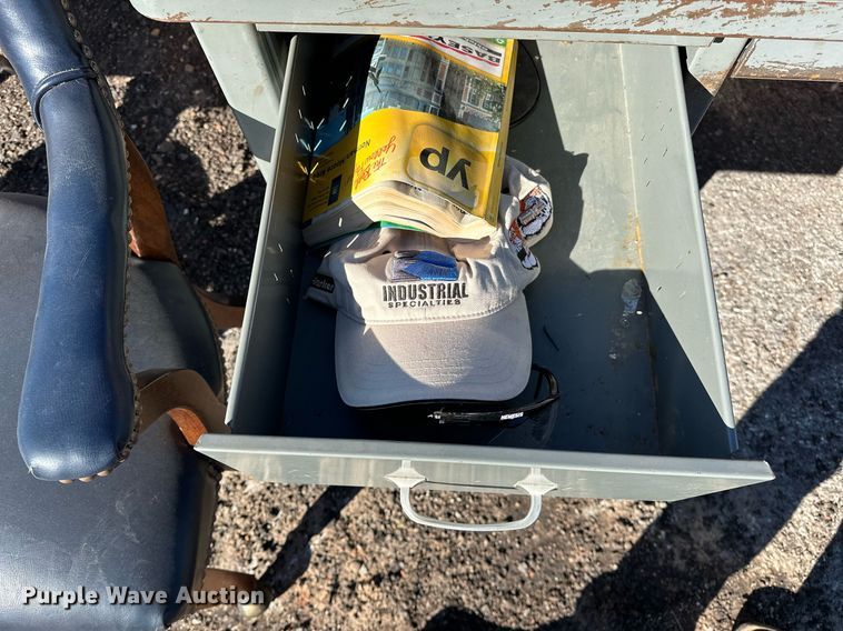 image for item NQ9539 Furniture