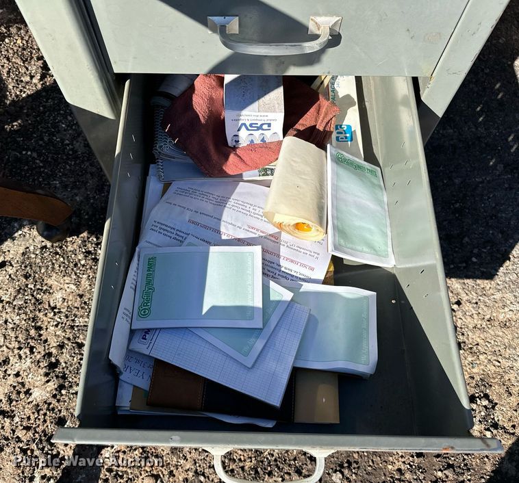 image for item NQ9539 Furniture