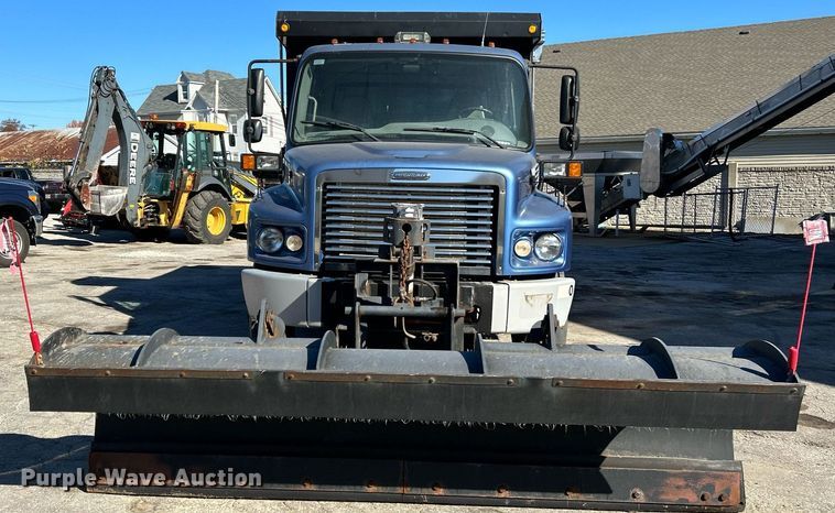 image for item NR9441 2010 Freightliner Business Class M2  dump truck
