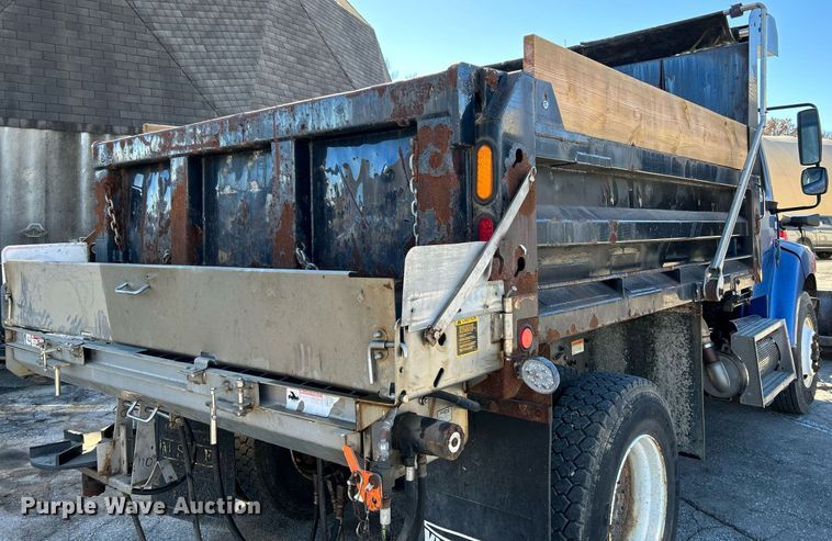 image for item NR9441 2010 Freightliner Business Class M2  dump truck