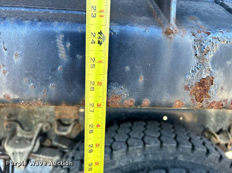 image for item NR9441 2010 Freightliner Business Class M2  dump truck