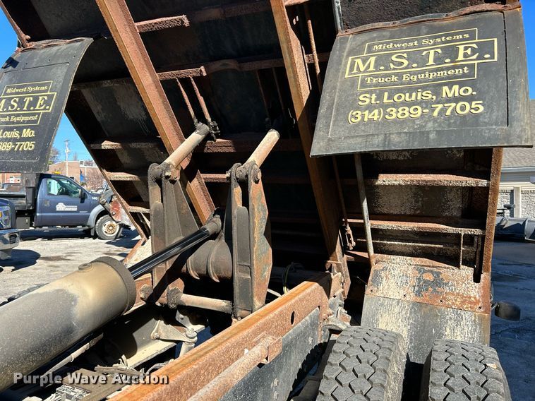 image for item NR9441 2010 Freightliner Business Class M2  dump truck