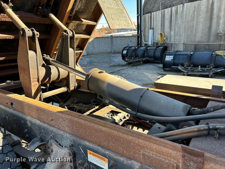 image for item NR9441 2010 Freightliner Business Class M2  dump truck