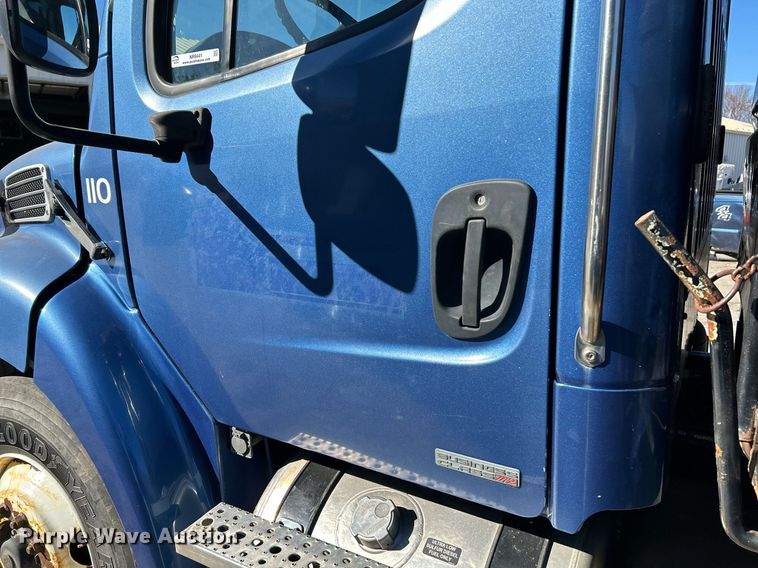 image for item NR9441 2010 Freightliner Business Class M2  dump truck