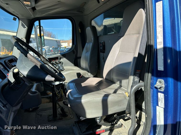 image for item NR9441 2010 Freightliner Business Class M2  dump truck