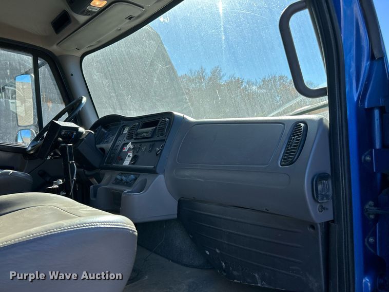 image for item NR9441 2010 Freightliner Business Class M2  dump truck