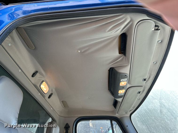 image for item NR9441 2010 Freightliner Business Class M2  dump truck