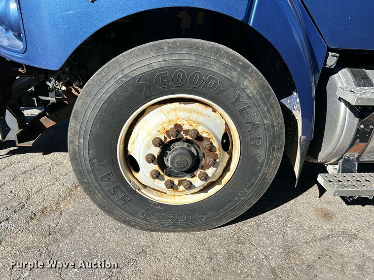 image for item NR9441 2010 Freightliner Business Class M2  dump truck