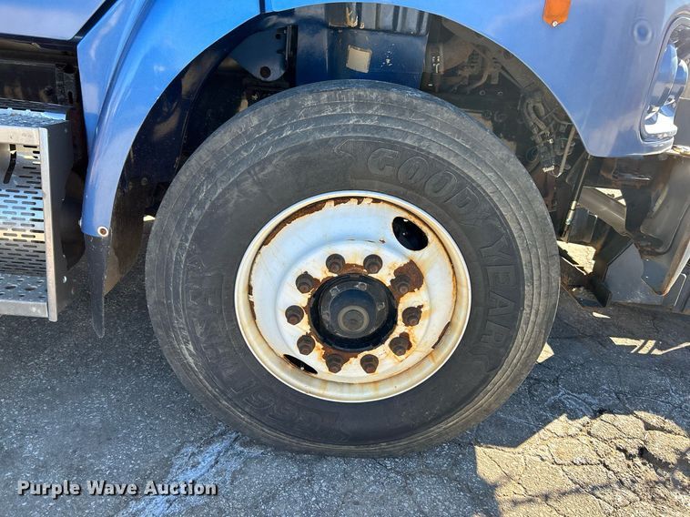 image for item NR9441 2010 Freightliner Business Class M2  dump truck