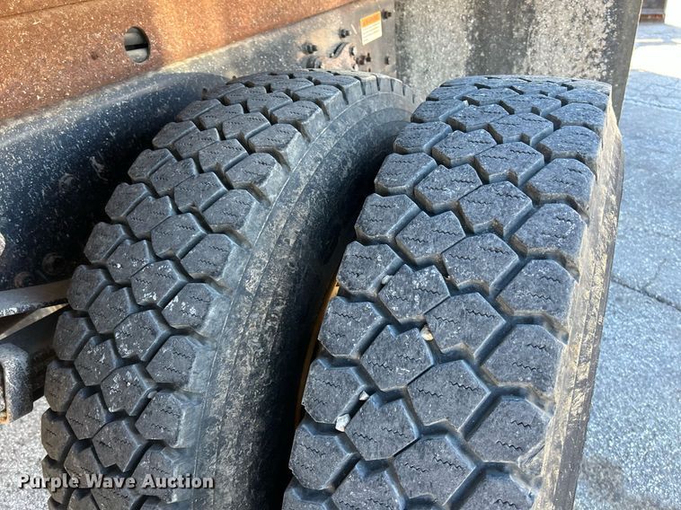 image for item NR9441 2010 Freightliner Business Class M2  dump truck