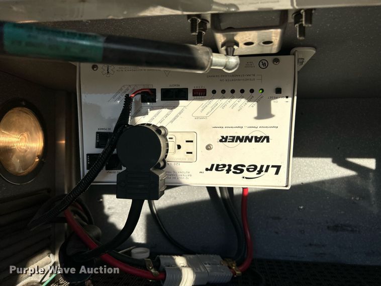 image for item NR9442 2013 Chevrolet Express 4500  ambulance