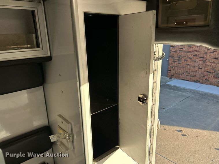 image for item NR9442 2013 Chevrolet Express 4500  ambulance