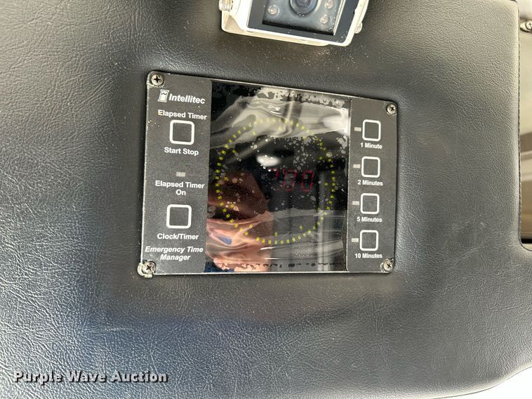 image for item NR9442 2013 Chevrolet Express 4500  ambulance