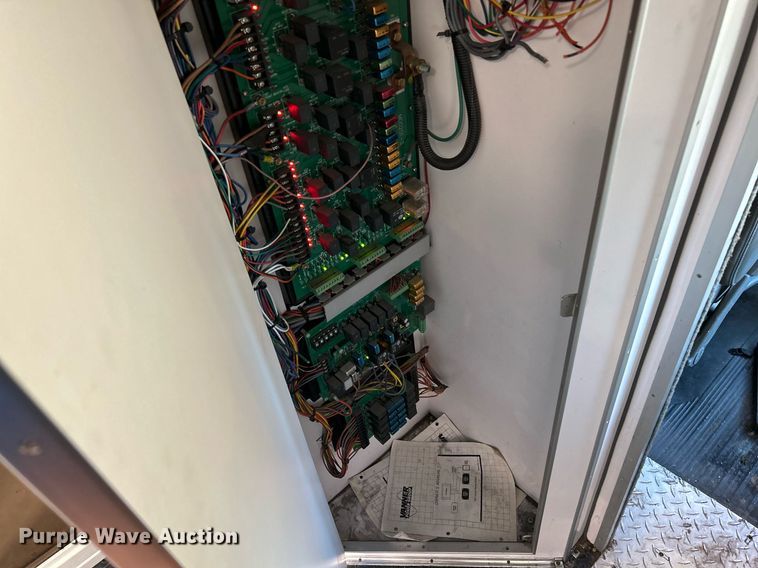 image for item NR9442 2013 Chevrolet Express 4500  ambulance