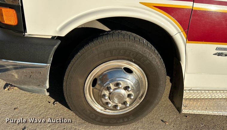 image for item NR9442 2013 Chevrolet Express 4500  ambulance