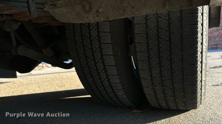 image for item NR9442 2013 Chevrolet Express 4500  ambulance