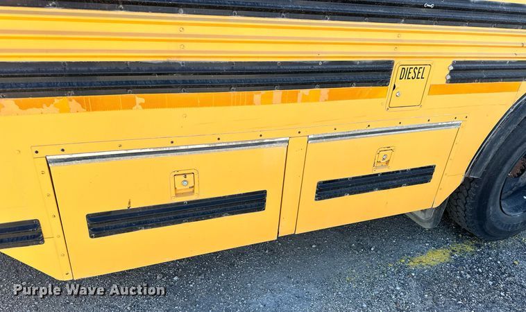 image for item NS9008 2001 Blue Bird  school bus