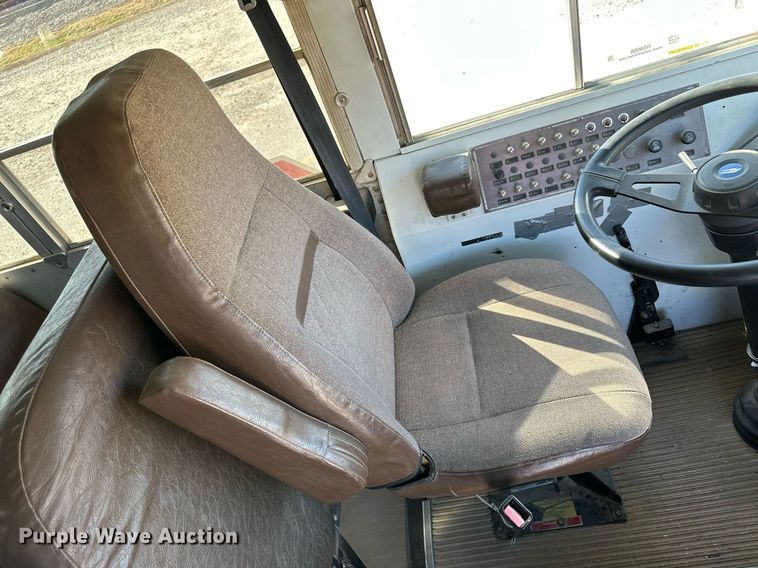 image for item NS9008 2001 Blue Bird  school bus