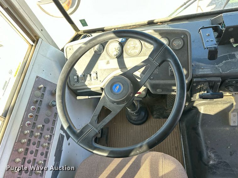 image for item NS9008 2001 Blue Bird  school bus