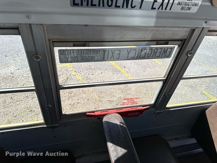 image for item NS9008 2001 Blue Bird  school bus