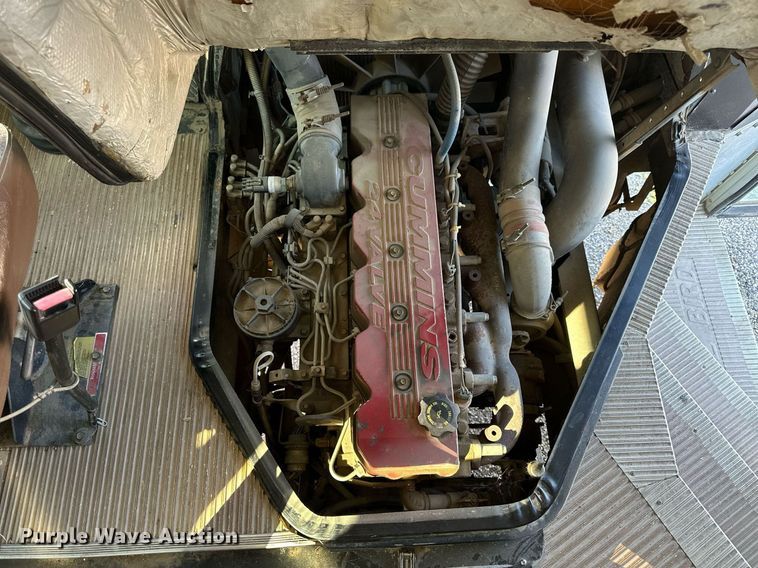 image for item NS9008 2001 Blue Bird  school bus