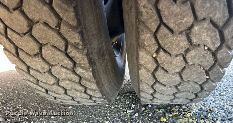 image for item NS9008 2001 Blue Bird  school bus