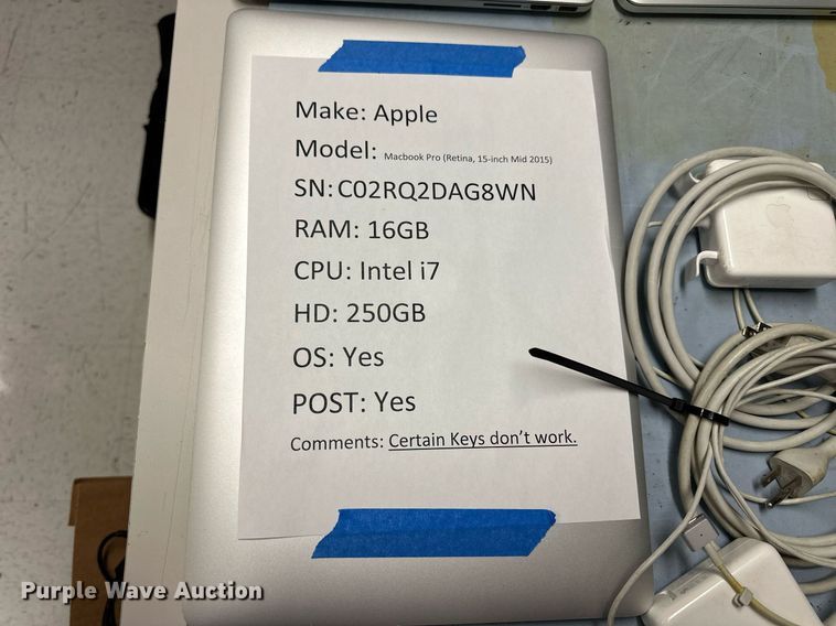 image for item NS9042 (8) MacBook Pro laptops