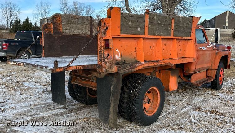 image for item NS9070 1973 Ford F600  dump truck