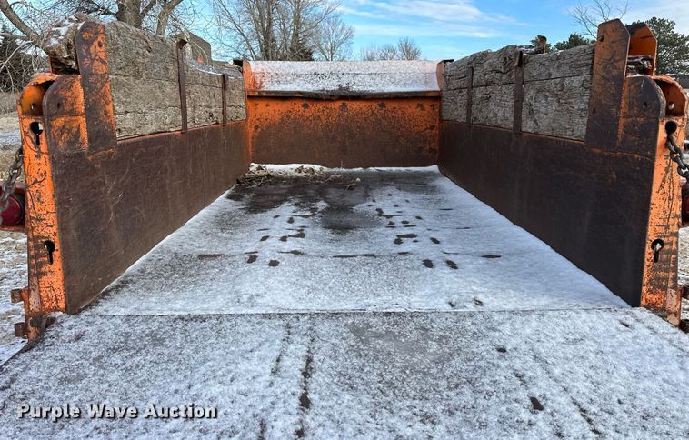 image for item NS9070 1973 Ford F600  dump truck