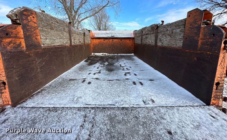 image for item NS9070 1973 Ford F600  dump truck