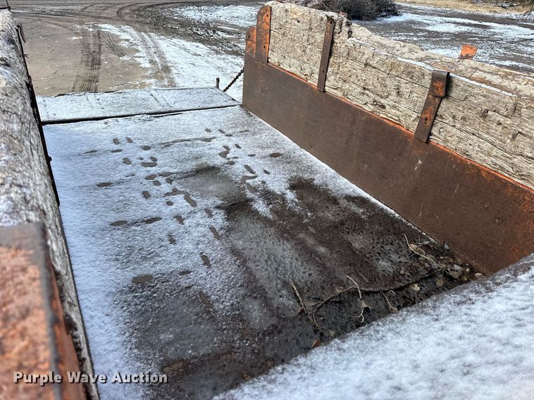 image for item NS9070 1973 Ford F600  dump truck