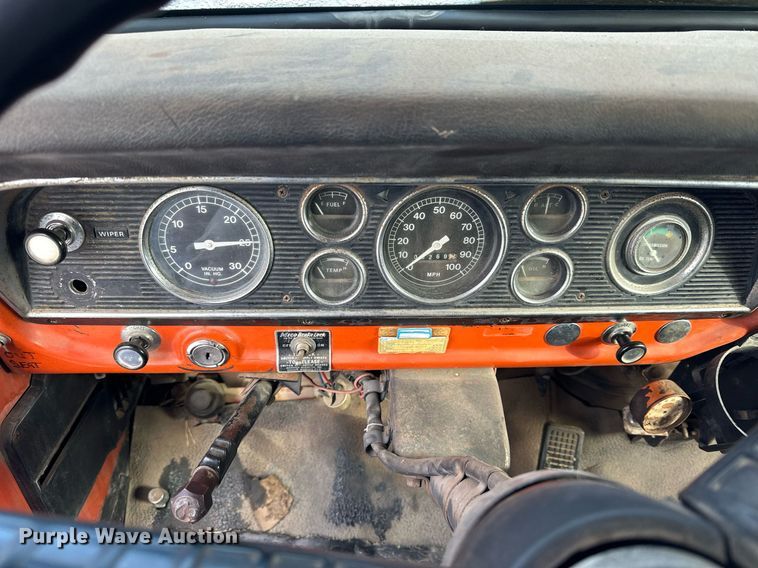 image for item NS9070 1973 Ford F600  dump truck