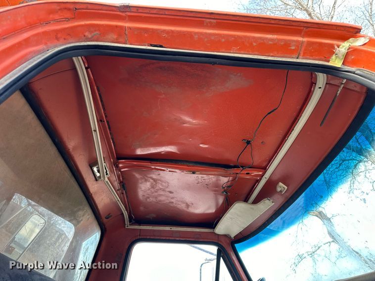 image for item NS9070 1973 Ford F600  dump truck