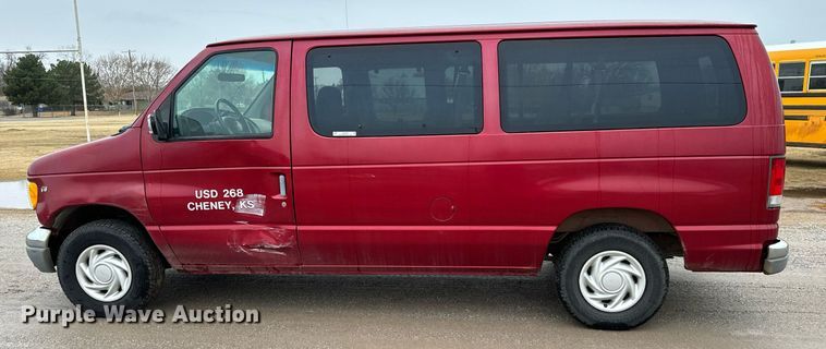 image for item NX9989 1998 Ford Club Wagon  van