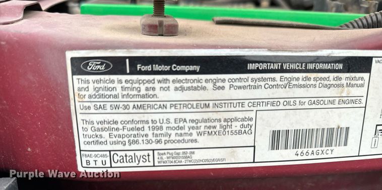 image for item NX9989 1998 Ford Club Wagon  van